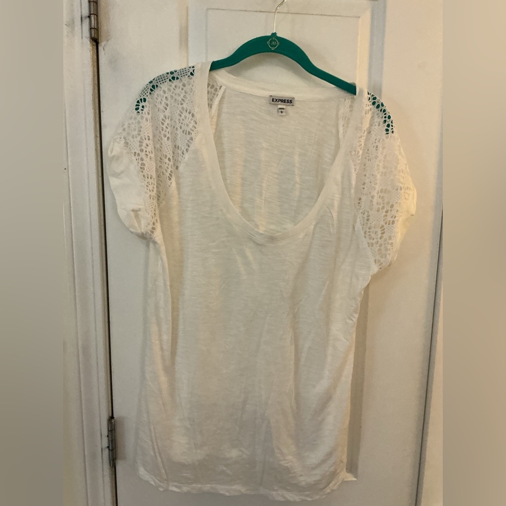 EXPRESS Ivory White Short Sleeve Shirt Lace Accent Blouse size Large NWOT